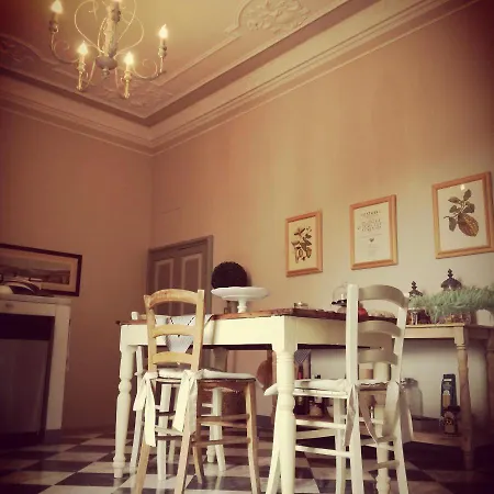 Valery Bed & Breakfast *