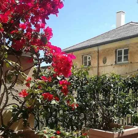 Bed & Breakfast Valery Genoa